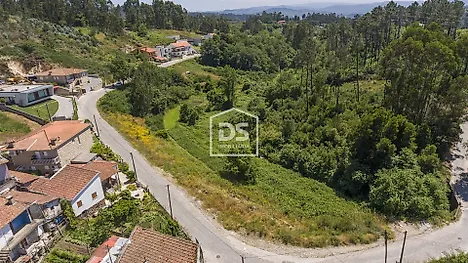 Land for sale in Penafiel, Portugal — €200,000
