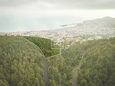 Land for sale in Funchal, Portugal — €390,000