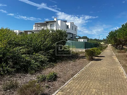 Land for sale in Alcobaça, Portugal — €85,000