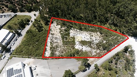 Land for sale in Marinha Grande, Portugal — €190,000