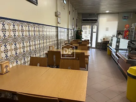 image-BmlLwq8zj1d-0