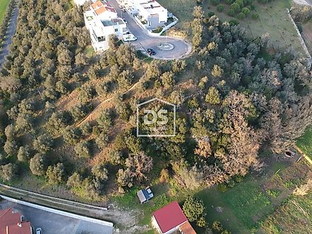 Land for sale in Batalha, Portugal — €80,000