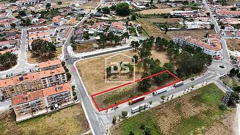Land for sale in Marinha Grande, Portugal — €340,000