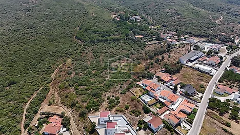 Land for sale in Porto de Mós, Portugal — €195,000