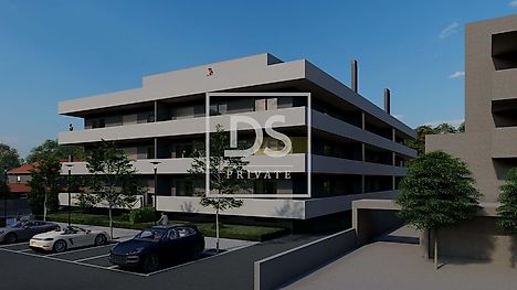image-1C256PYL8hK-0