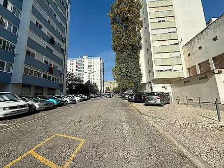 image-Jwdj1rVq38A-0