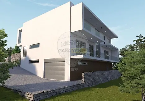 Land for sale in Sintra, Portugal — €245,000