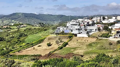image-9XvK8eZlBya-0