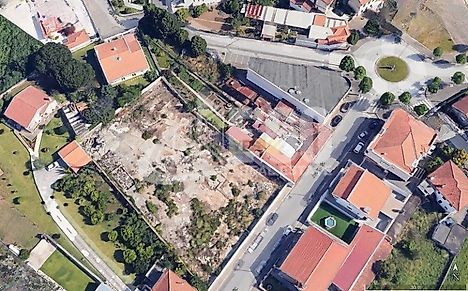 Land for sale in Santa Maria da Feira, Portugal — €240,000