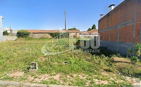 Land for sale in Santa Maria da Feira, Portugal — €55,000