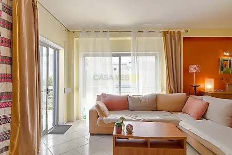 image-KnrkLG185Pa-0