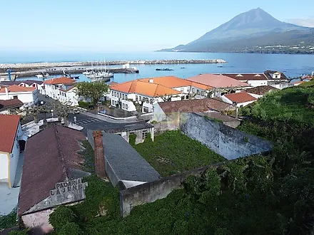 Land for sale in Lajes do Pico, Portugal — €350,000