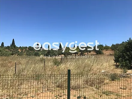 Land for sale in Loulé, Portugal — €185,000