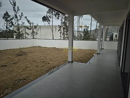 image-6JcAxswDdgm-0