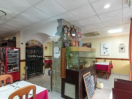 image-6SQbQW2MxZl-0