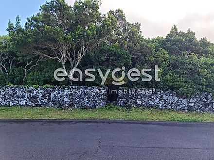 Land for sale in Vila Nova de Gaia, Portugal — €65,000