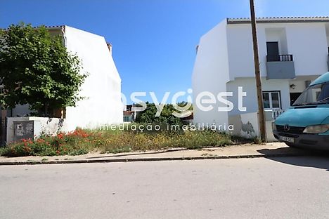Land for sale in Moita, Portugal — €86,500