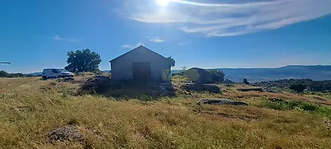 image-IGBkSfkNOj7-0