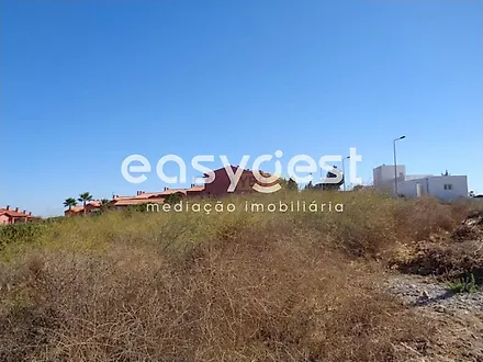 Land for sale in Sesimbra, Portugal — €720,000
