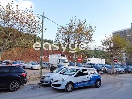 Land for sale in Sesimbra, Portugal — €380,000