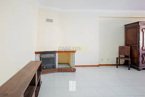 image-GRNQOWZqCbR-0