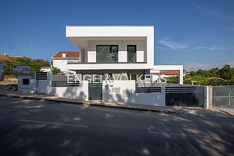 image-D7oSgiyhb9y-0