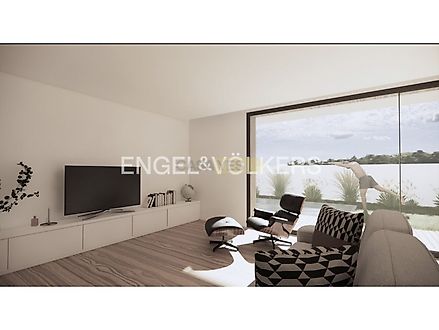 image-GgSUEZrzI42-0