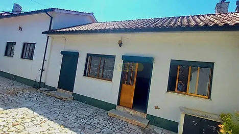 image-1Oc6PaHjRvO-0
