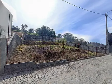 image-GAKUpehNY6s-0