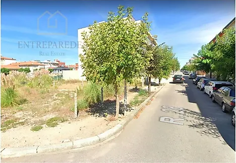 Land for sale in Espinho, Portugal — €295,000