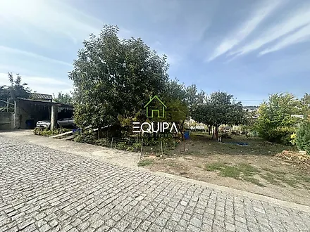 Land for sale in Guimarães, Portugal — €65,000