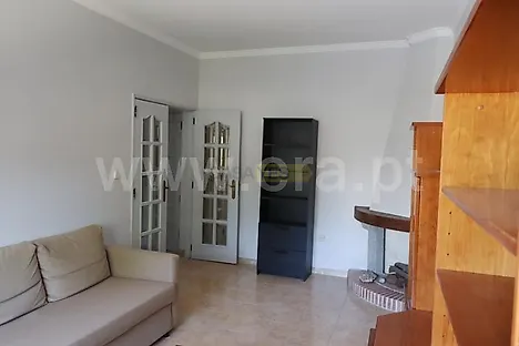 image-EIELHFPAl49-0