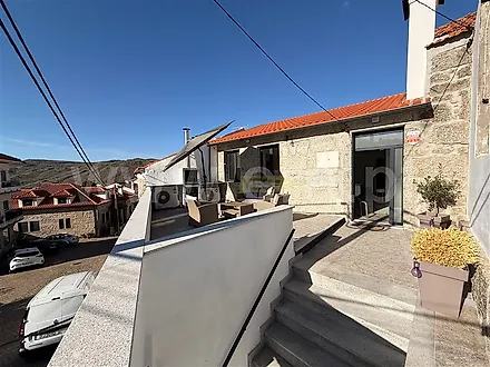 image-4tYZasoodTS-0
