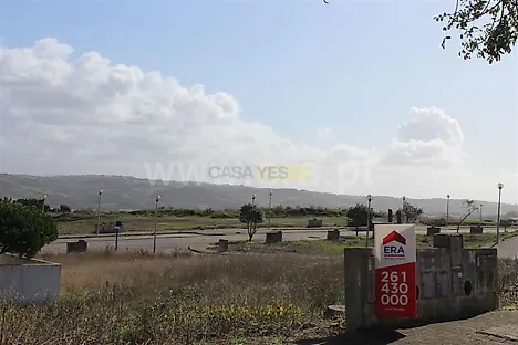 Land for sale in Lourinhã, Portugal — €75,000