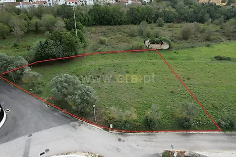 Land for sale in Óbidos, Portugal — €160,000