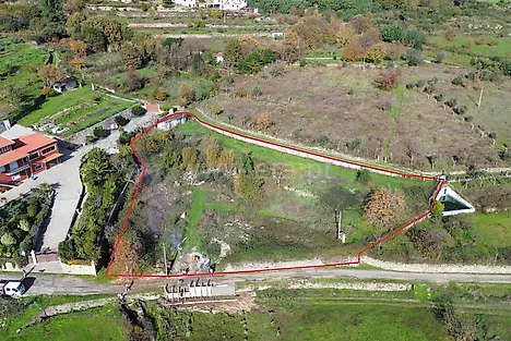 Land for sale in Lamego, Portugal — €128,000
