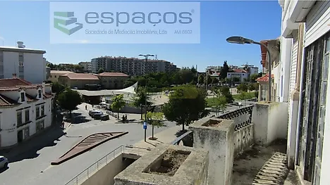 image-CiTcIZOsO9B-0