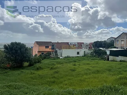 Land for sale in Amadora, Portugal — €95,000