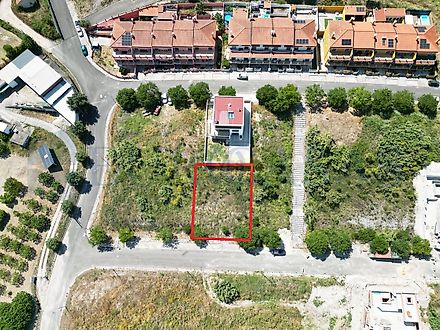 Land for sale in Alenquer, Portugal — €79,000