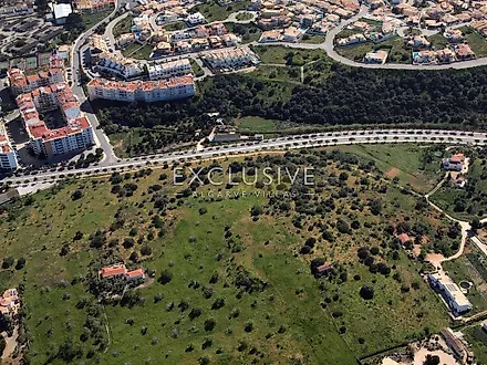image-BvKayGQIYin-0