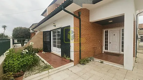 image-4c1xlJjccui-0