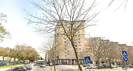 image-9cSCyB92tHv-0