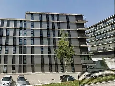 image-AgMhmc85e32-0
