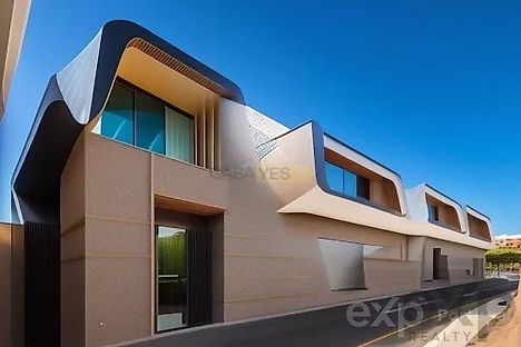 listing-BA8i8vsTMrP