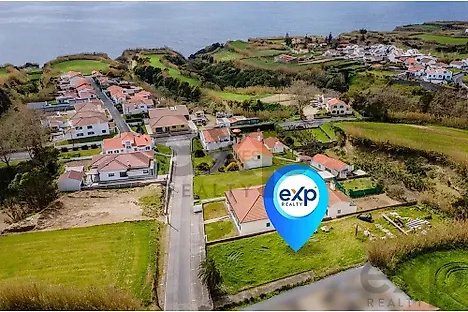 Land for sale in Ponta Delgada, Portugal — €118,990