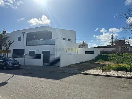 Land for sale in Olhão, Portugal — €135,700