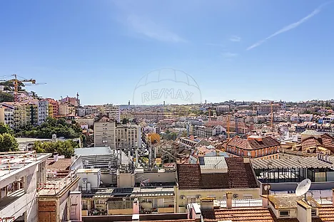 image-EXd07sfIIGK-0