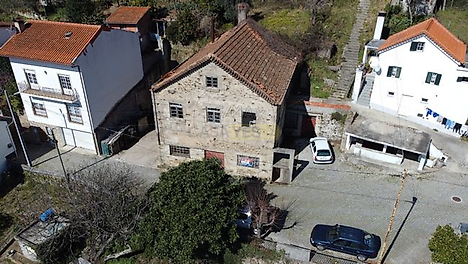 image-HYfrUIHZo9R-0