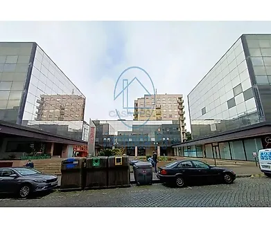 image-JgV1ywMRZ6s-0