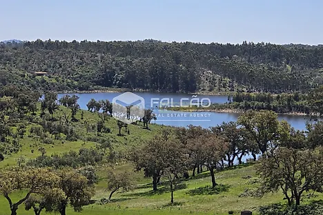 Land for sale in Santiago do Cacém, Portugal — €499,000